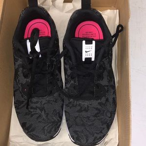 Size 6.5 unique Nike shoes
